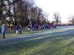 A large group sets off on an icy cold  but gloriously sunny morning. ©rw