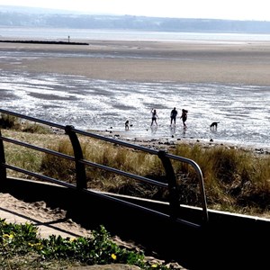 09. Beach & family