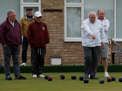 Bletchley St. Martins Bowls Club Team practice