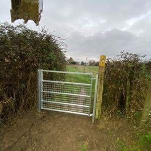 Sambourne Parish Council Footpath, Improved Access