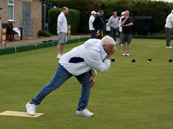 Bletchley St. Martins Bowls Club Team practice