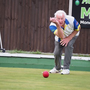 Aldiss Park Bowls Club Age UK Woodpeckers Semi