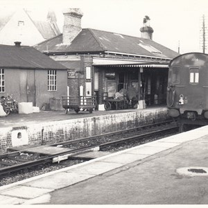 Alton Railway Station 14.12.57