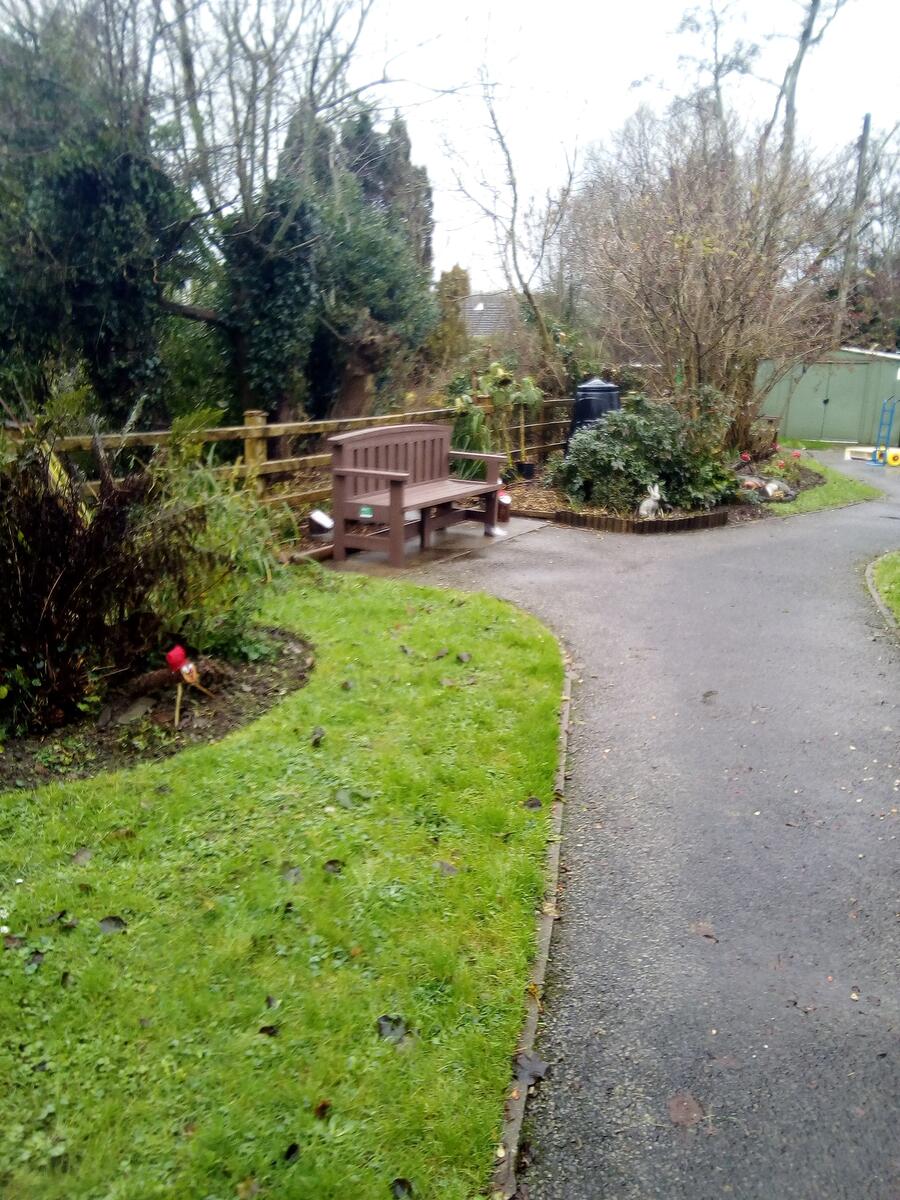 Just one of the three new seats donated by Llanddowror and Llanmiloe Community Council to Llanddowror Pocket Park in December 2020