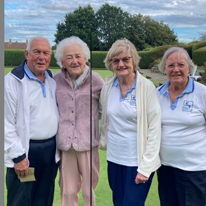 3rd prize winners Ken & Mavis Norris, Linda Wilson with Ann Matthews