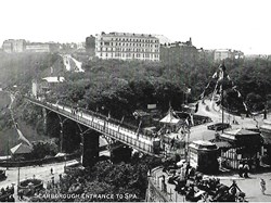 The bridge and toll booths in 1911