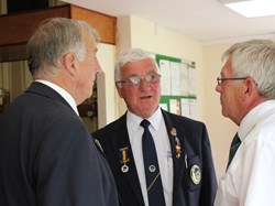 President Stewart Allison of Wiltshire thanks President Alan for hosting the Middleton Cup