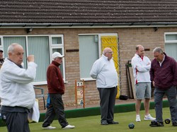 Bletchley St. Martins Bowls Club Team practice