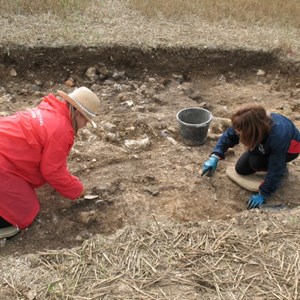 Annabella and Erica in trench 5 looking for a wall!