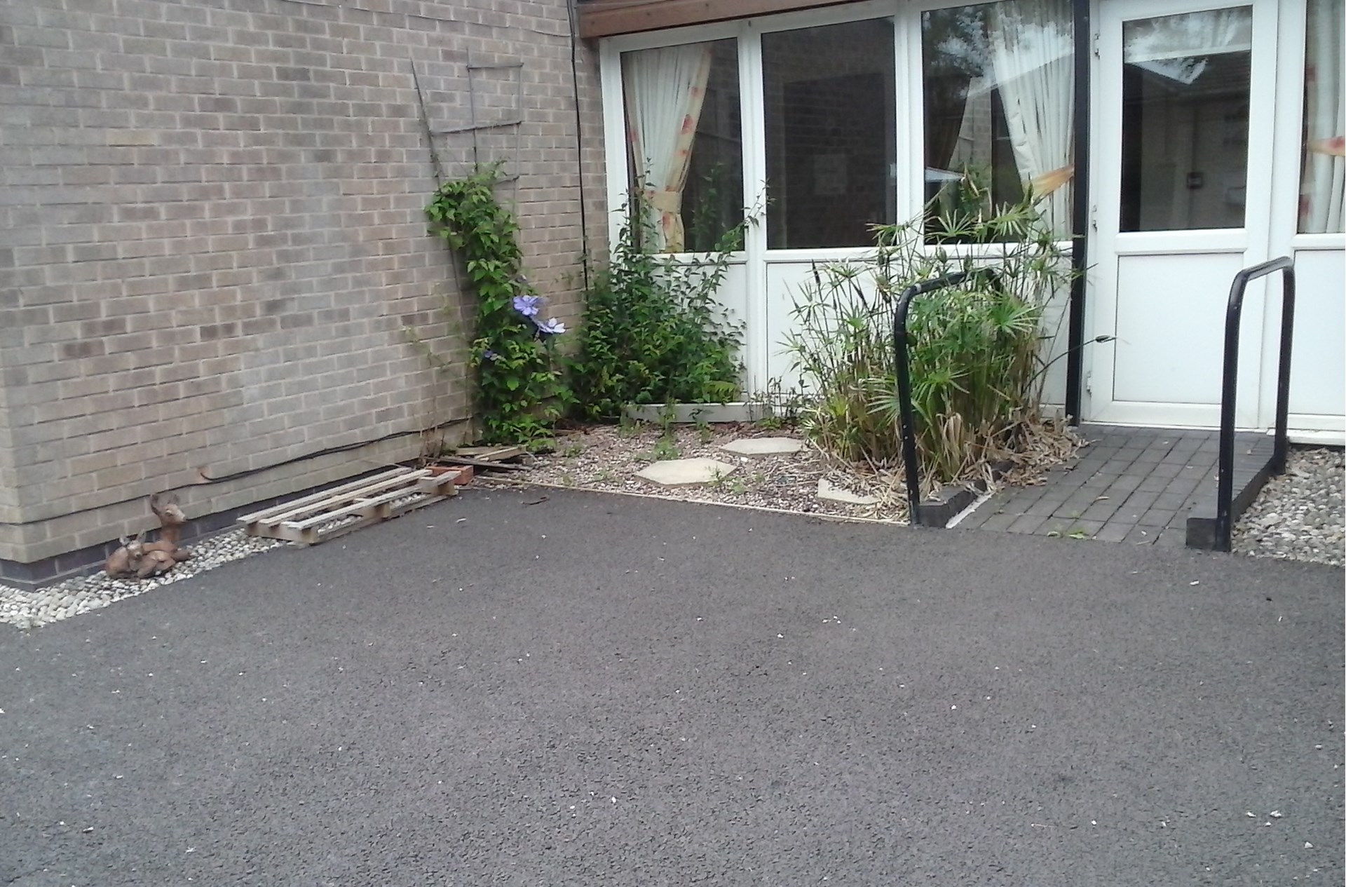 Rowthorne Care Home Sensory Garden Project Swanwick Men's Shed